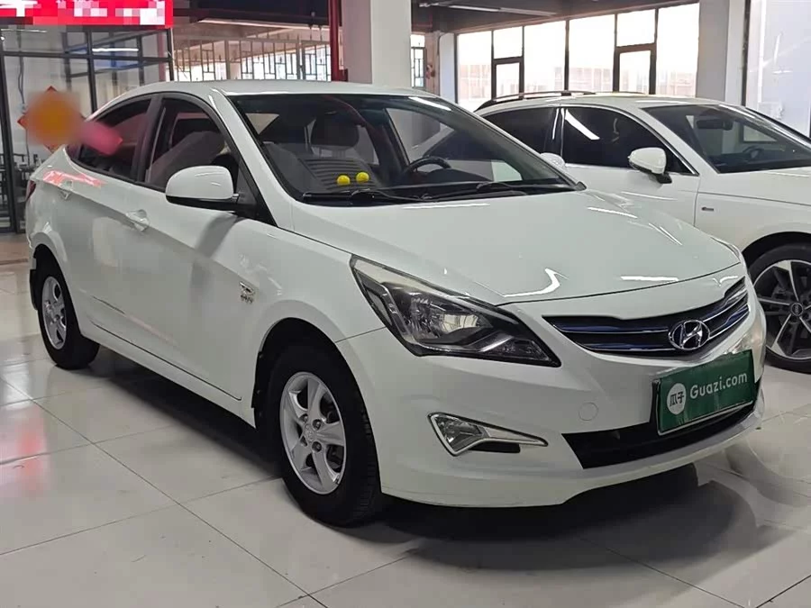 Hyundai Rena