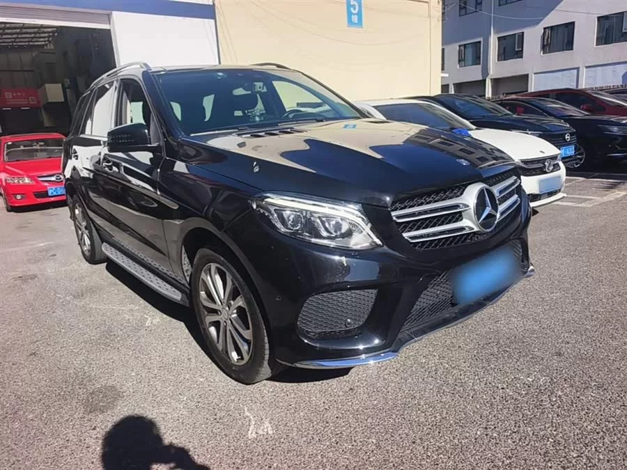 Mercedes Benz GLE (Imported)