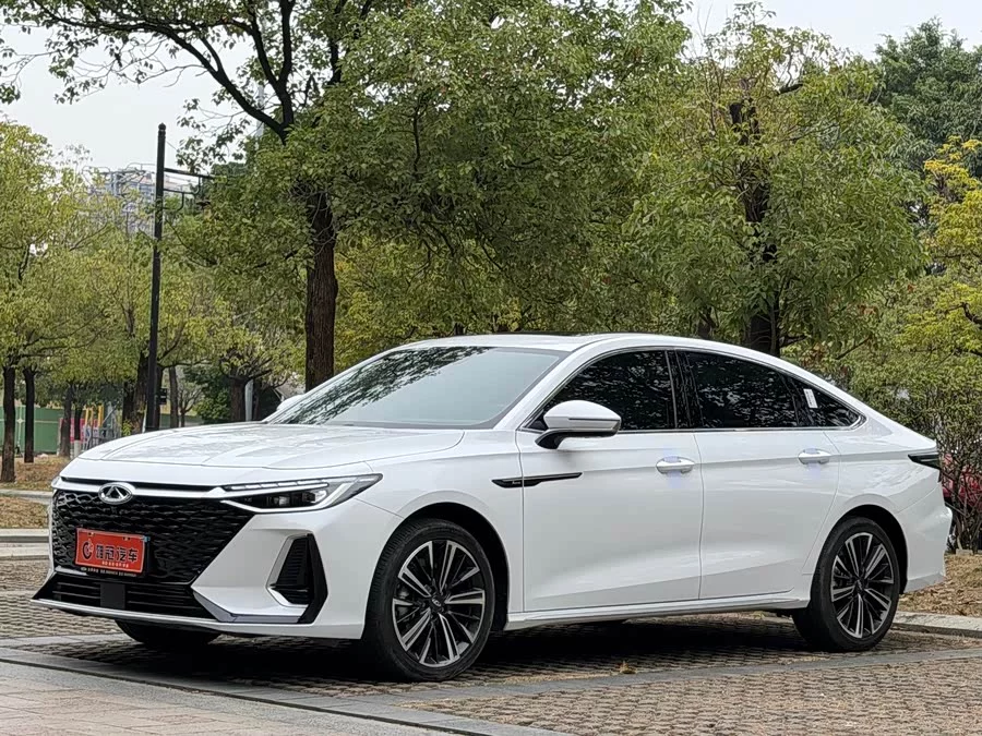 Chery Arrizo 8