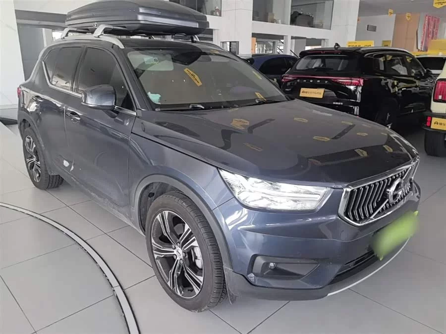 Volvo XC40