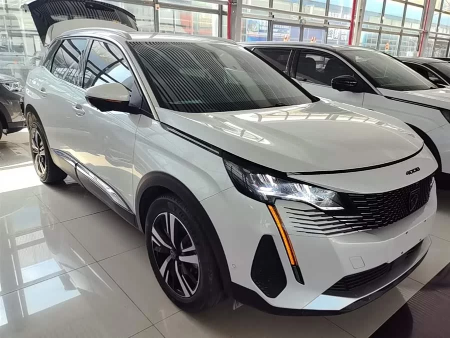 Peugeot 4008
