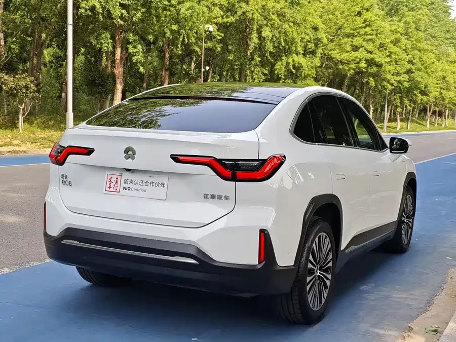 NIO EC6