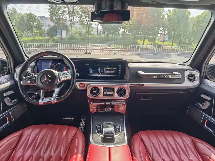 Mercedes Benz G-rated