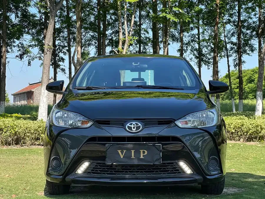 Toyota YARiS L