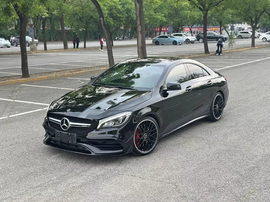 Mercedes Benz CLA AMG