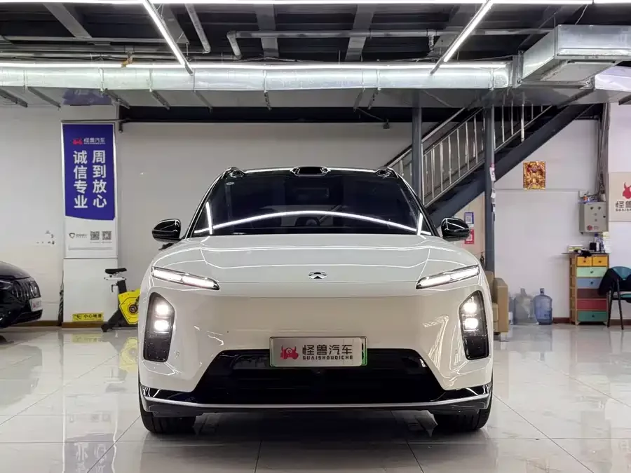 NIO ES6