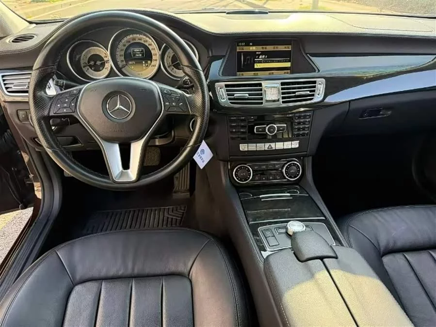Mercedes Benz CLS