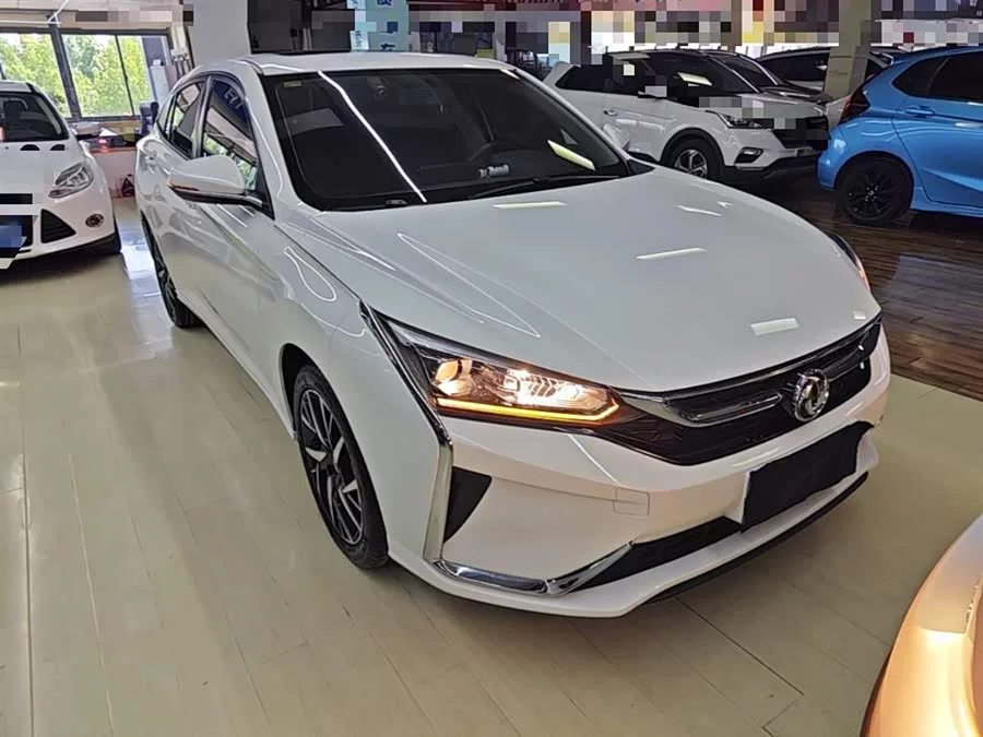 Dongfeng Yixuan