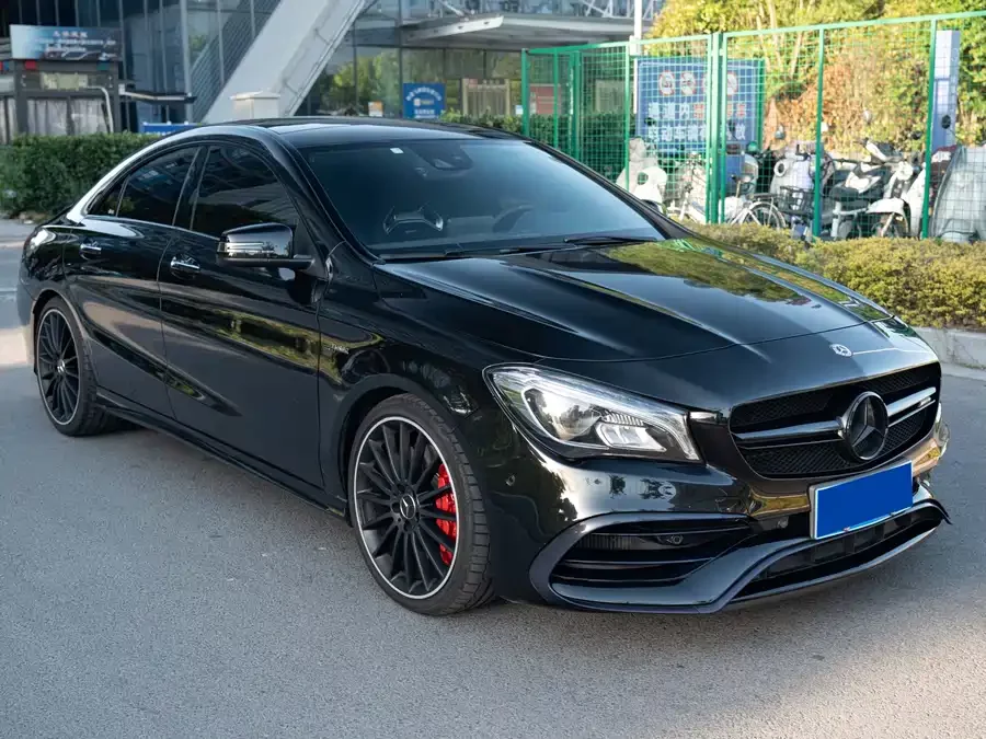 Mercedes Benz CLA AMG