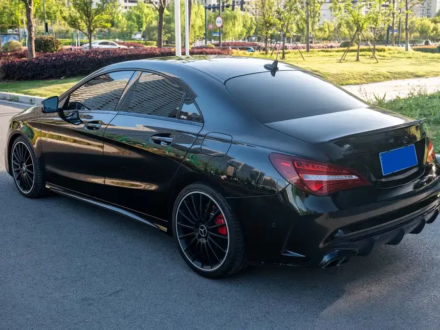 Mercedes Benz CLA AMG