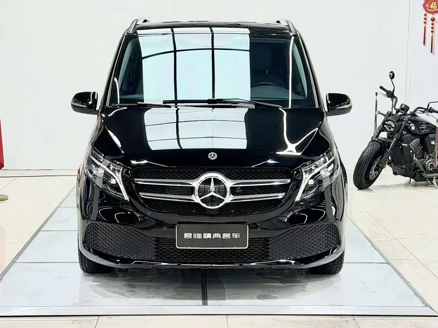 Mercedes Benz Class V