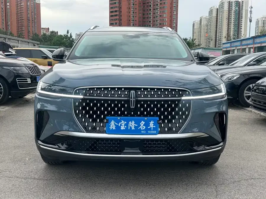 Lincoln Navigator