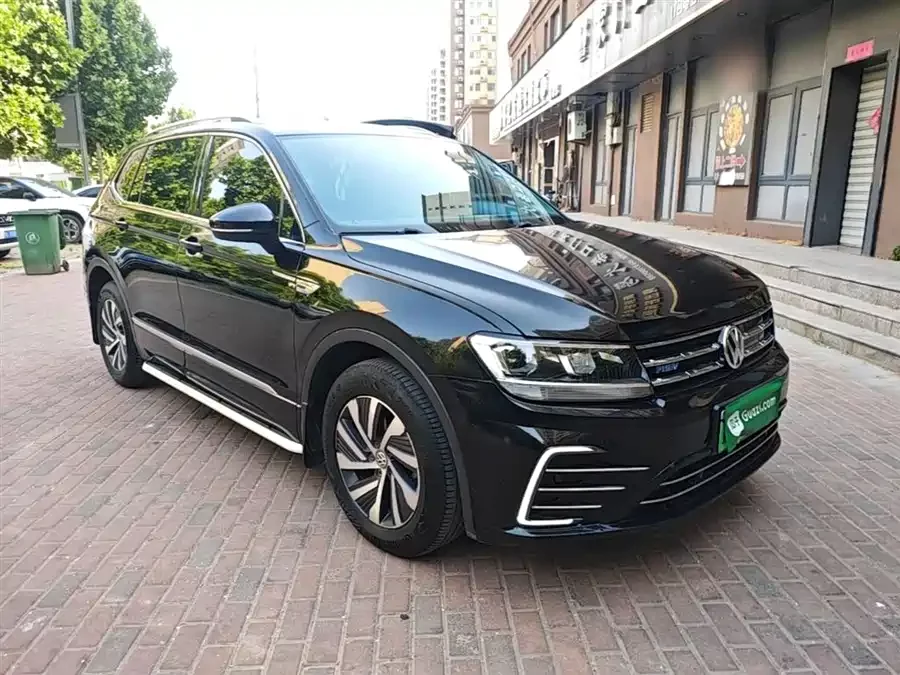 Volkswagen Tiguan L plug-in hybrid