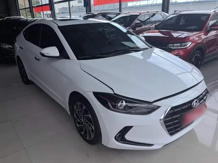 Hyundai elantra