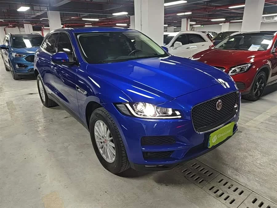 Jaguar F-PACE
