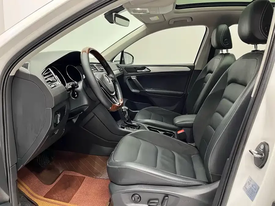 Volkswagen Tiguan L