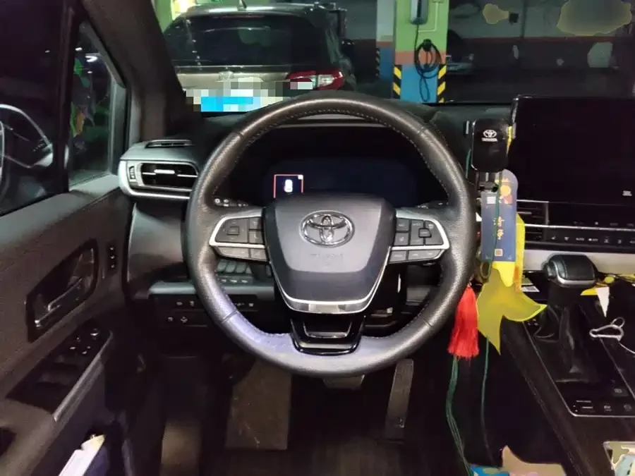 Toyota Granvia