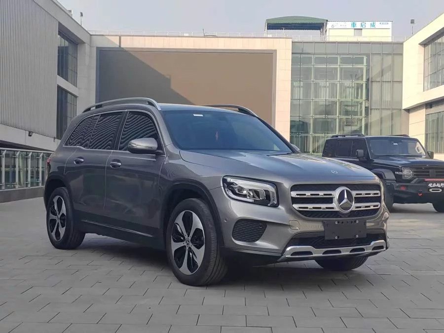 Mercedes Benz GLB