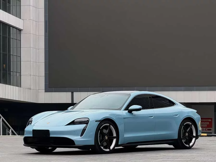 Porsche Taycan