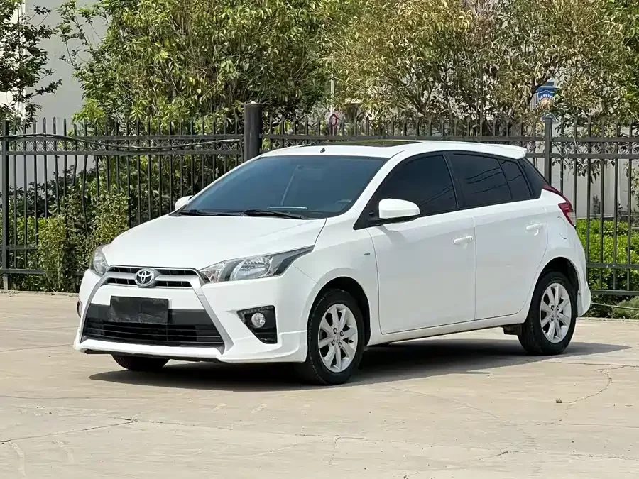 Toyota YARiS L