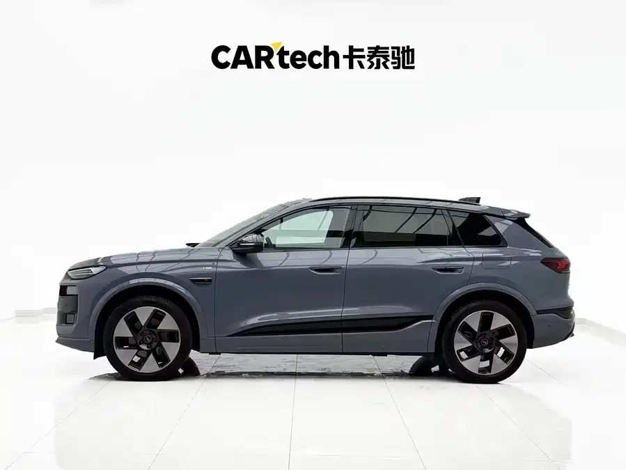 Audi Q6L e-tron