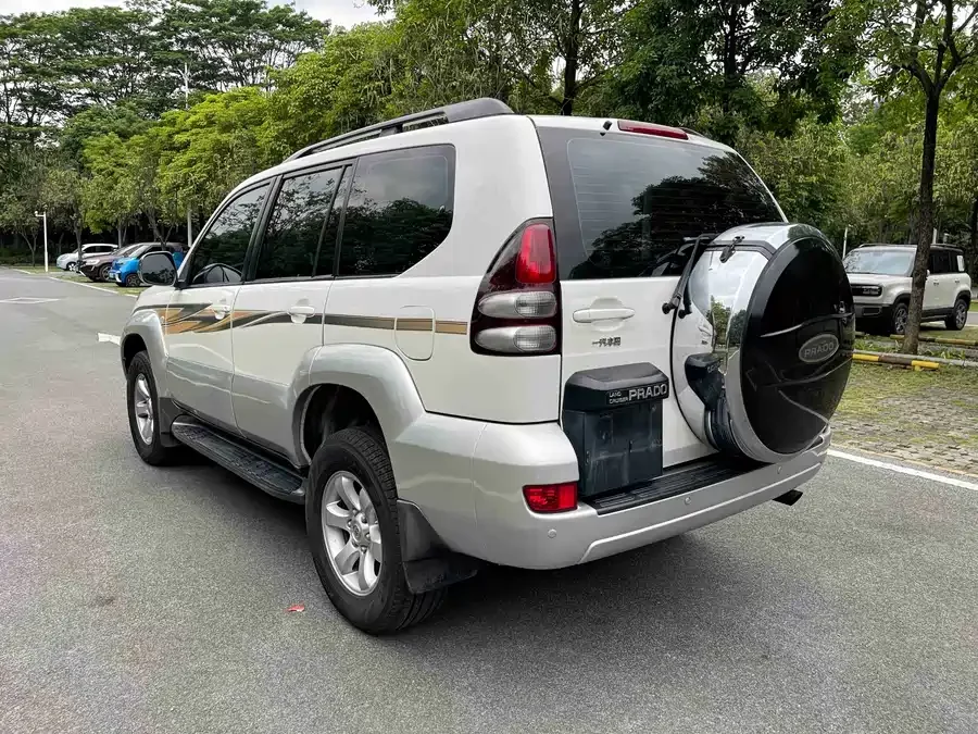 Toyota Prado