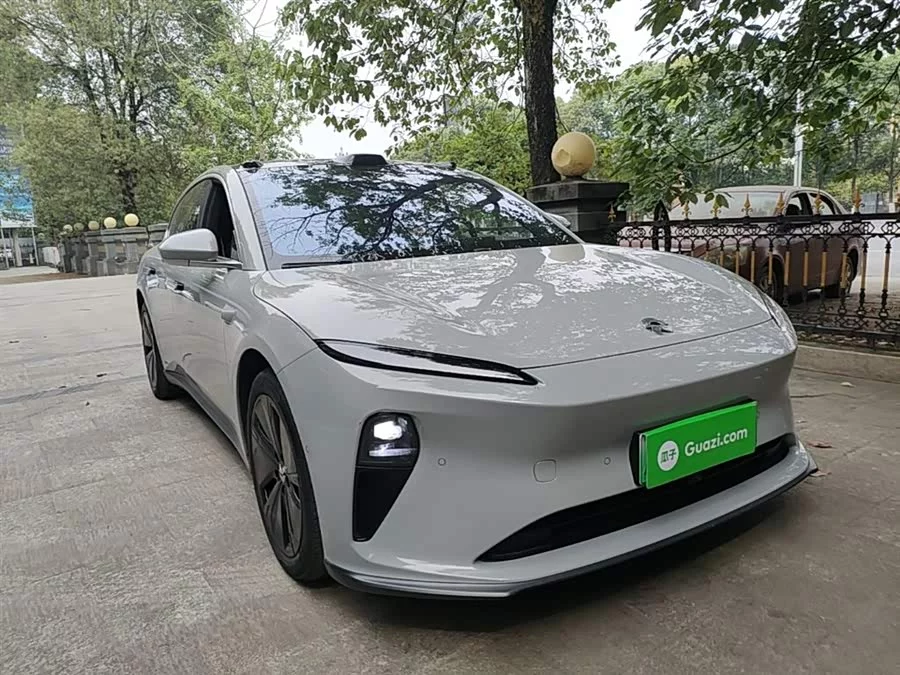 NIO ET5T
