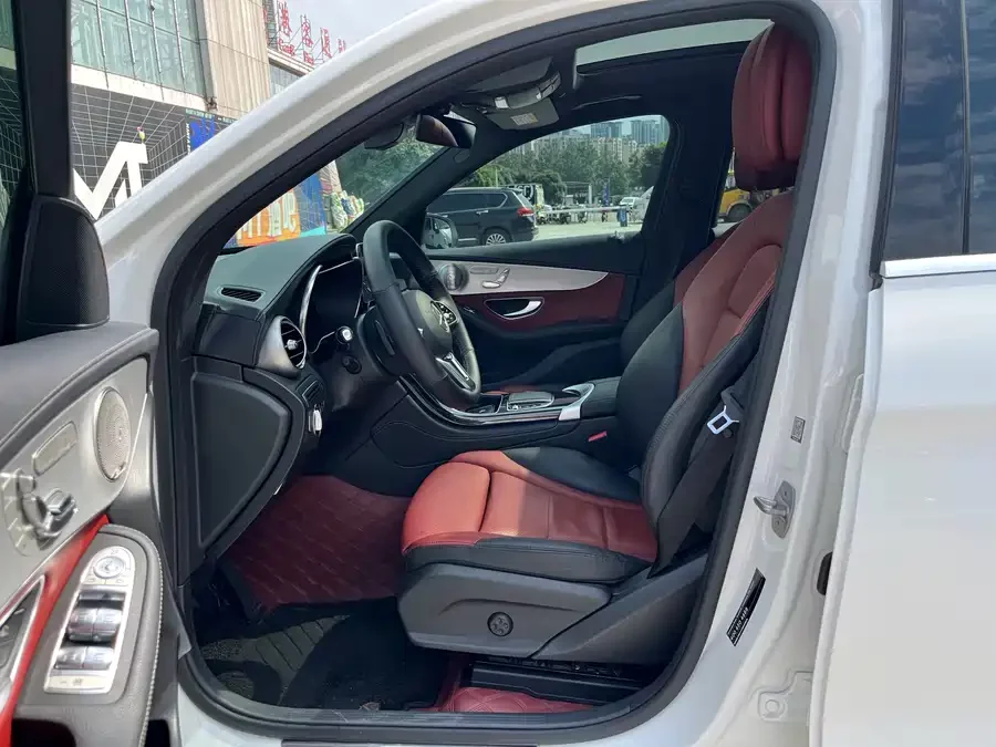 Mercedes Benz GLC