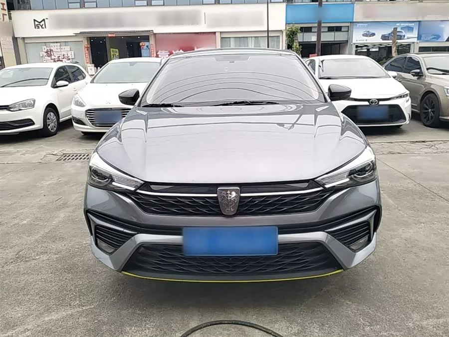 Roewe i5
