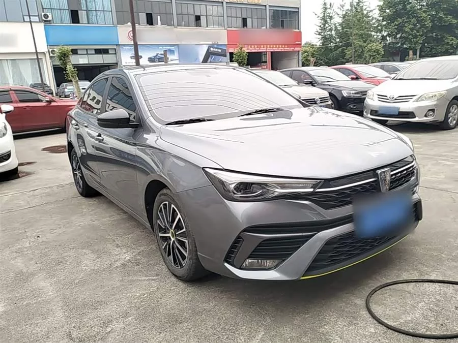 Roewe i5
