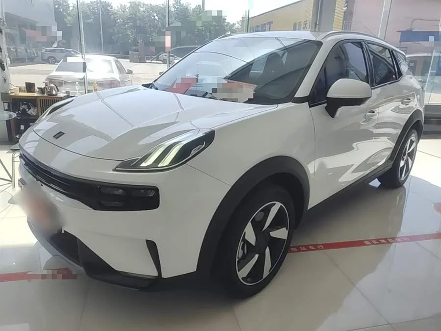 Lynk & Co 06 EM-P