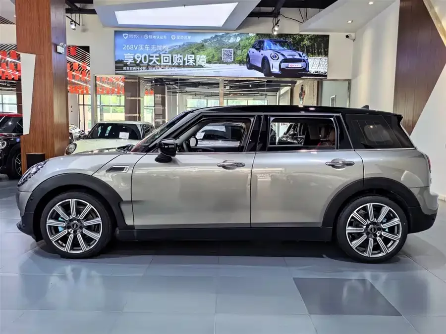 MINI CLUBMAN
