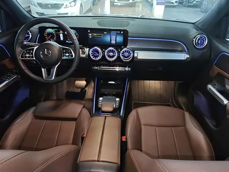 Mercedes Benz GLB
