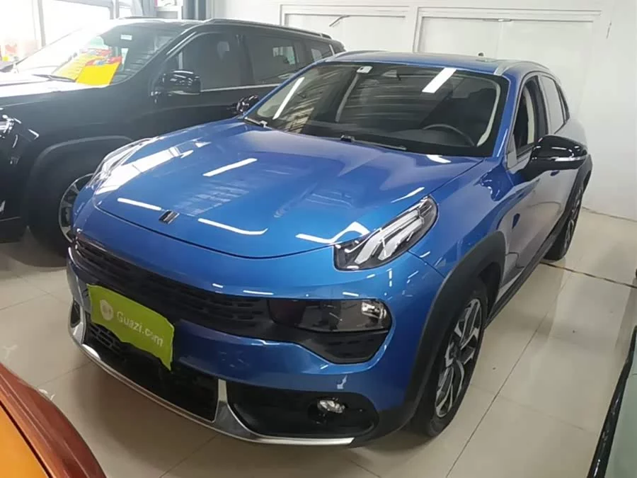 Lynk & Co 02
