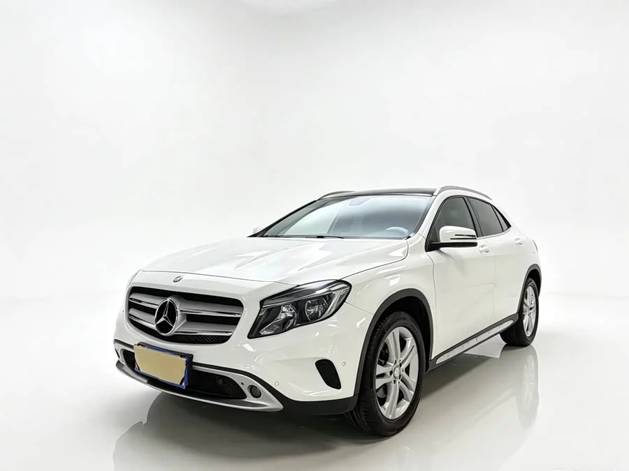 Mercedes Benz GLA