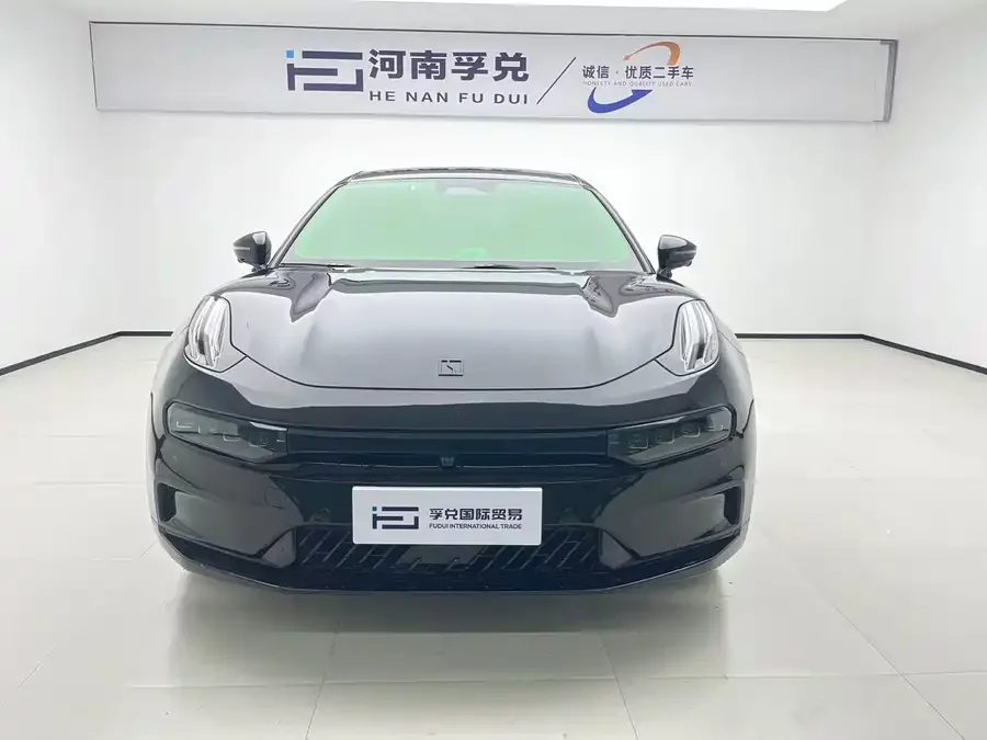 Zeekr 001