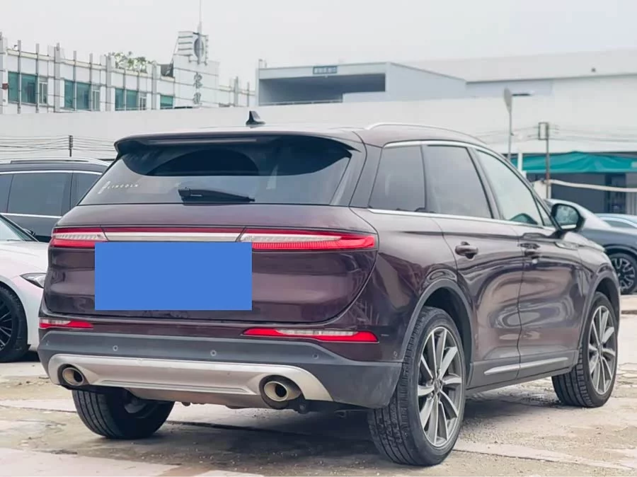 Lincoln Adventurer
