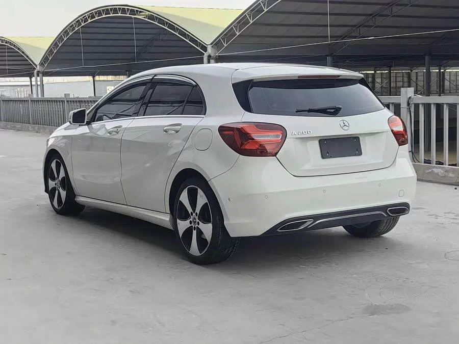 Mercedes-Benz Grade A