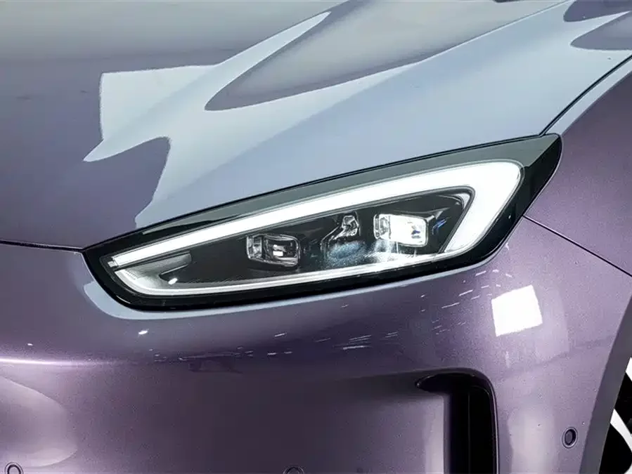 AITO Wenjie M5