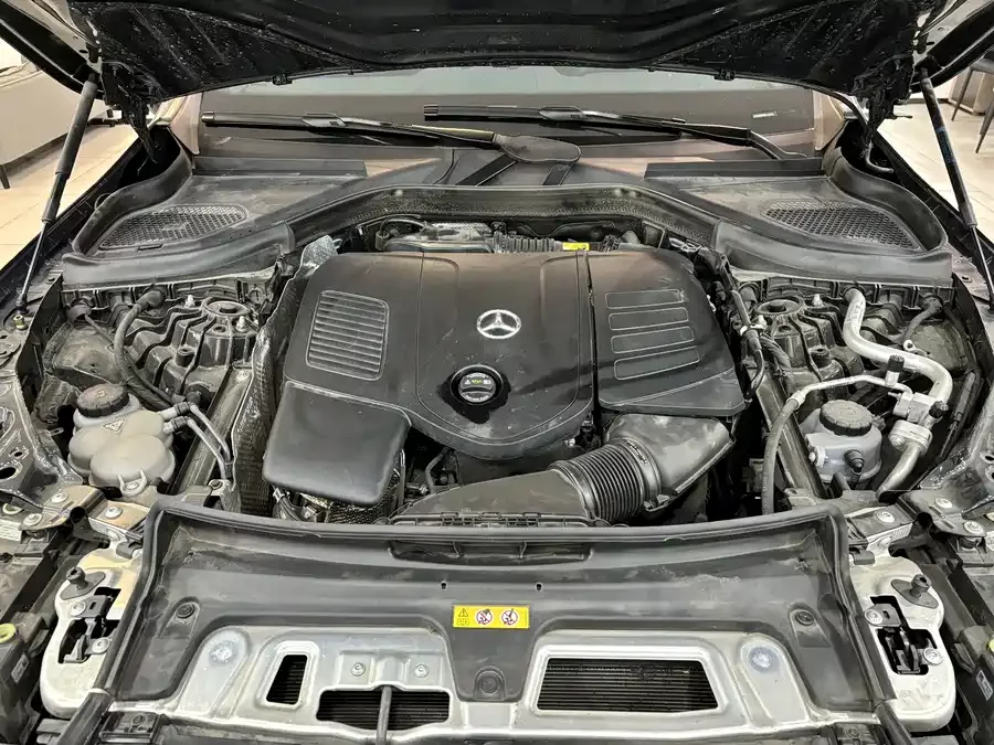 Mercedes Benz GLC
