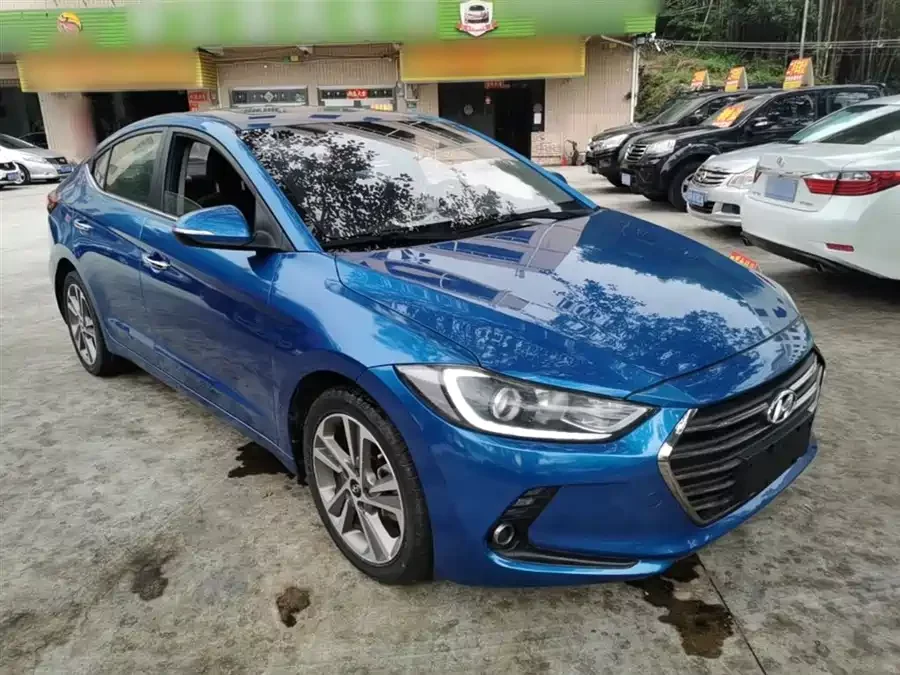 Hyundai elantra