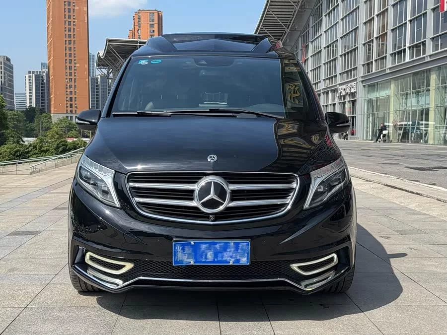 Mercedes Benz Class V
