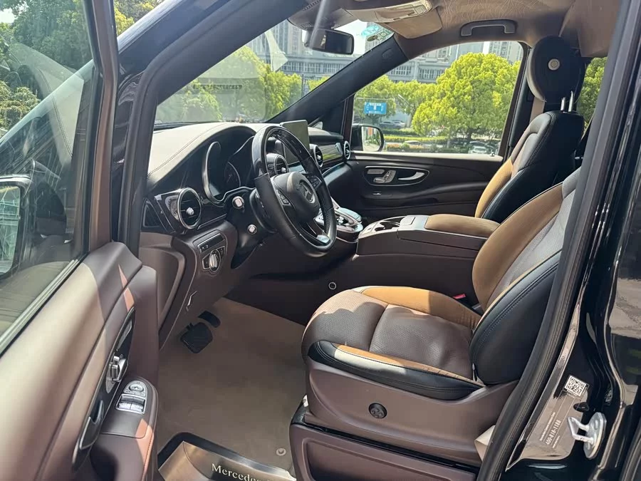 Mercedes Benz Class V