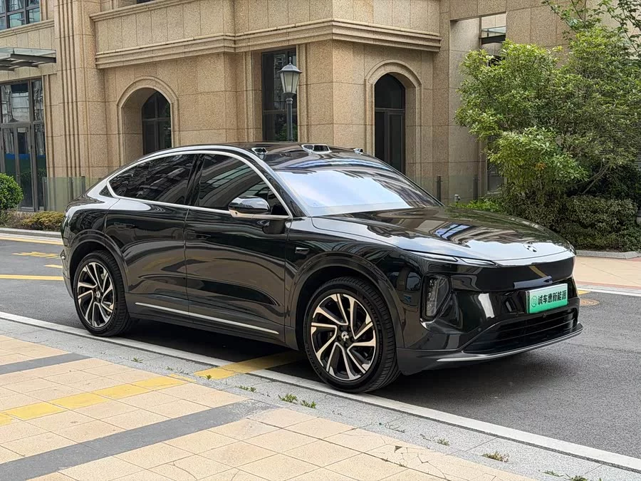 NIO EC6