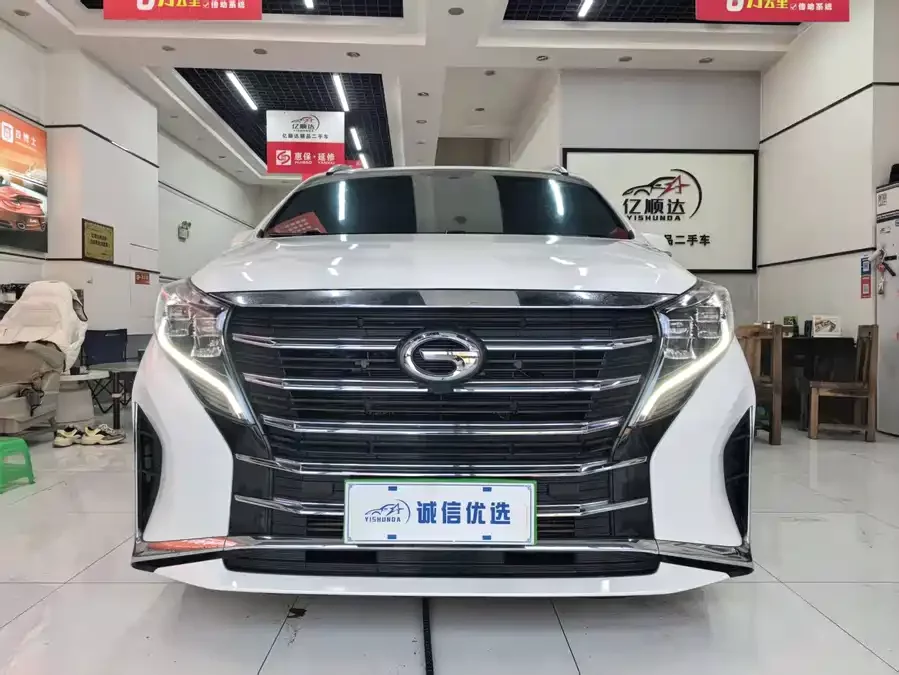 GAC Trumpchi M8