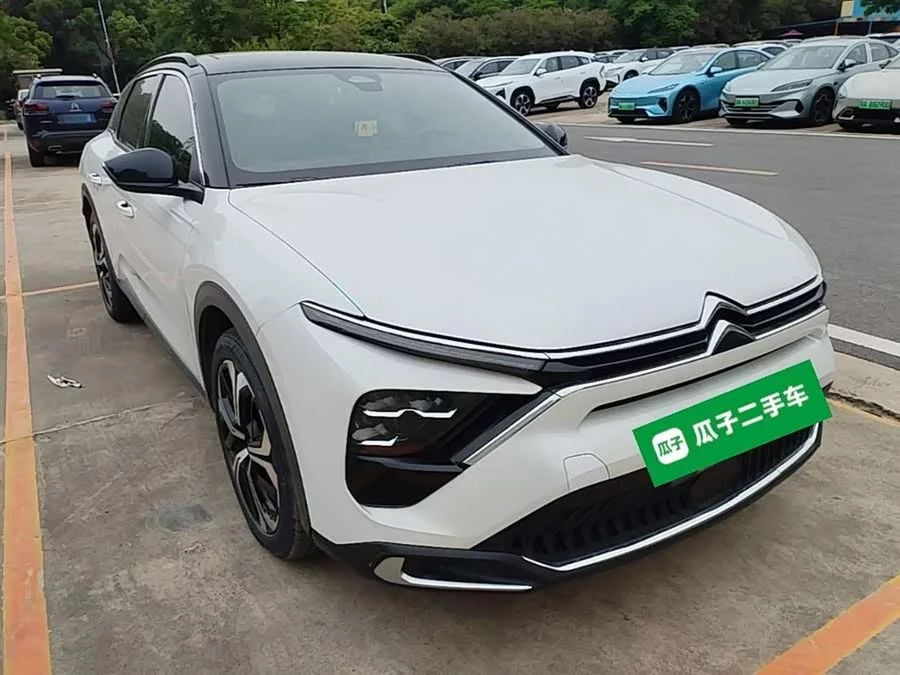 Citroën Versailles C5 X
