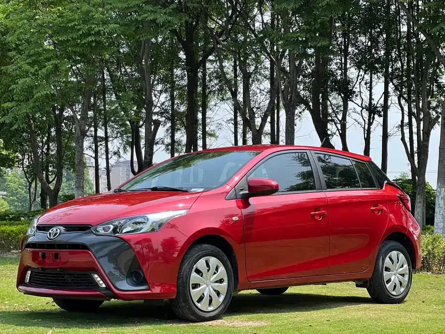 Toyota YARiS L