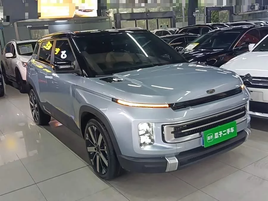 Geely ICON
