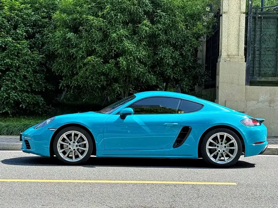 Porsche 718