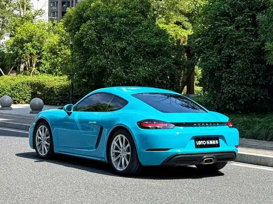 Porsche 718